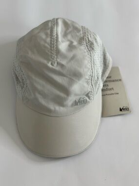 REI Co-op Active Pursuits Cap NWT Beachstone Gray Lightweight Hat